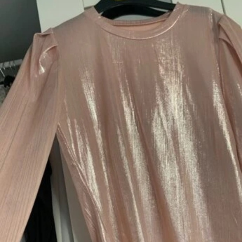 Puff Sleeve champagne Metallic Fitted Blouse - Picture 9 of 10